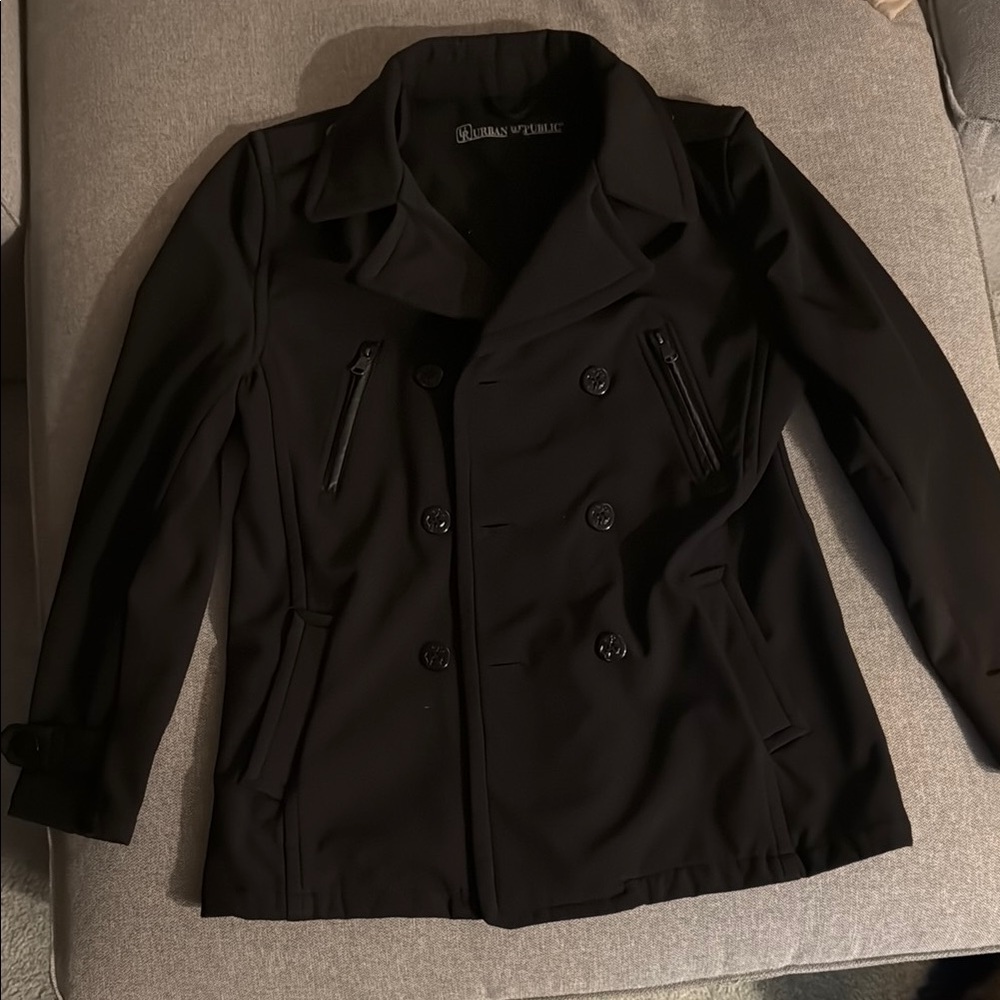 Urban Pipeline Black Peacoat